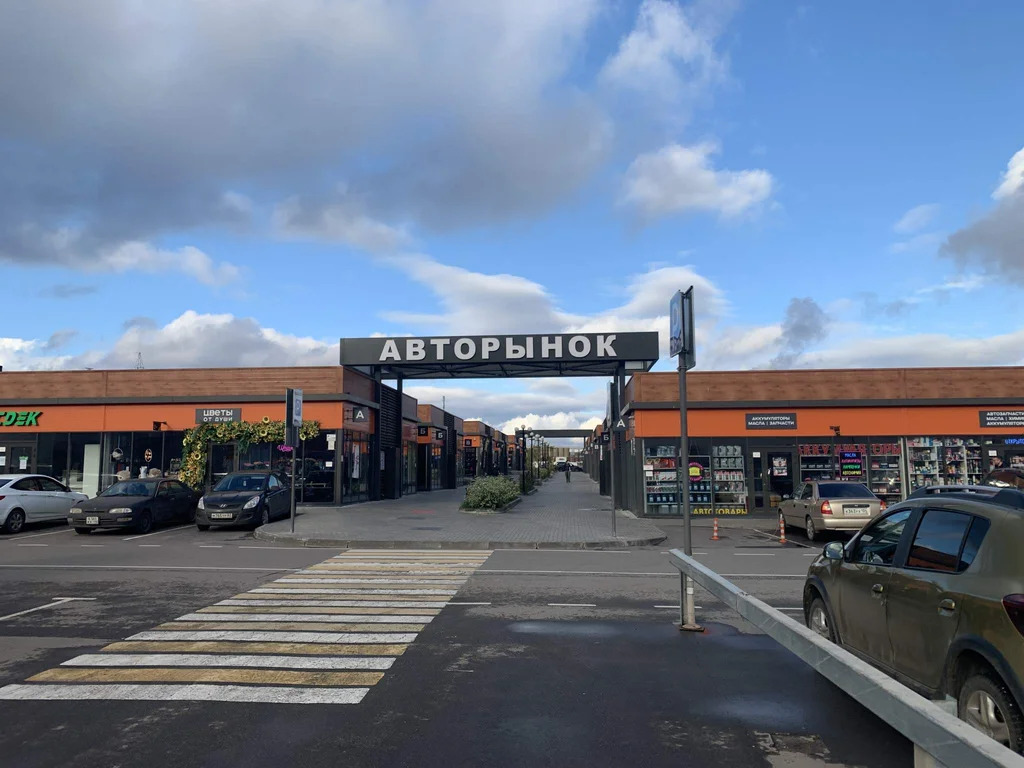Магазин 72 м2 с двумя входами в эпицентре трафика на Авторынке! - Фото 2