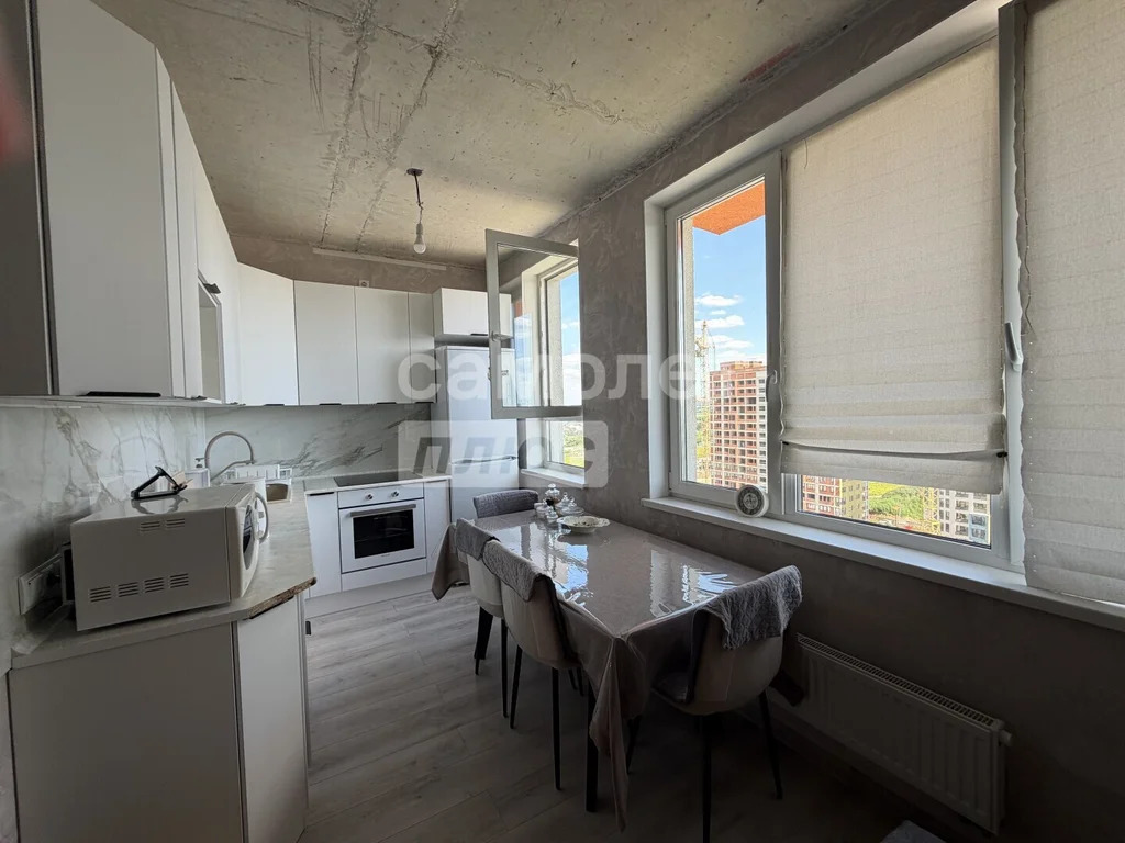 Продажа квартиры, Петровский, Ленинский район, Маршала Полубоярова ул. - Фото 1
