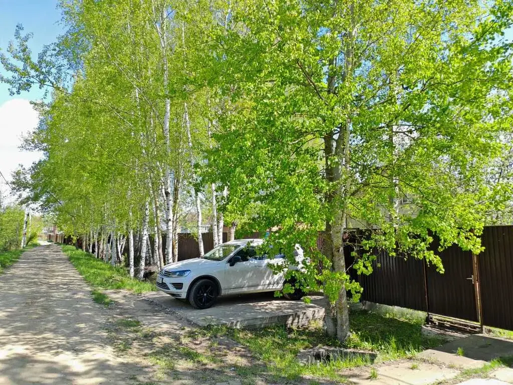 Продажа дома с прудом на участке - Фото 1