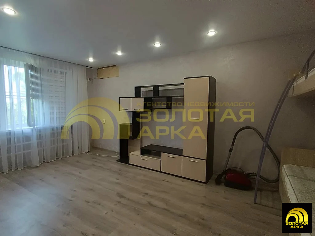 Продажа квартиры, Екатериновский, Абинский район, ул. Суворова - Фото 0