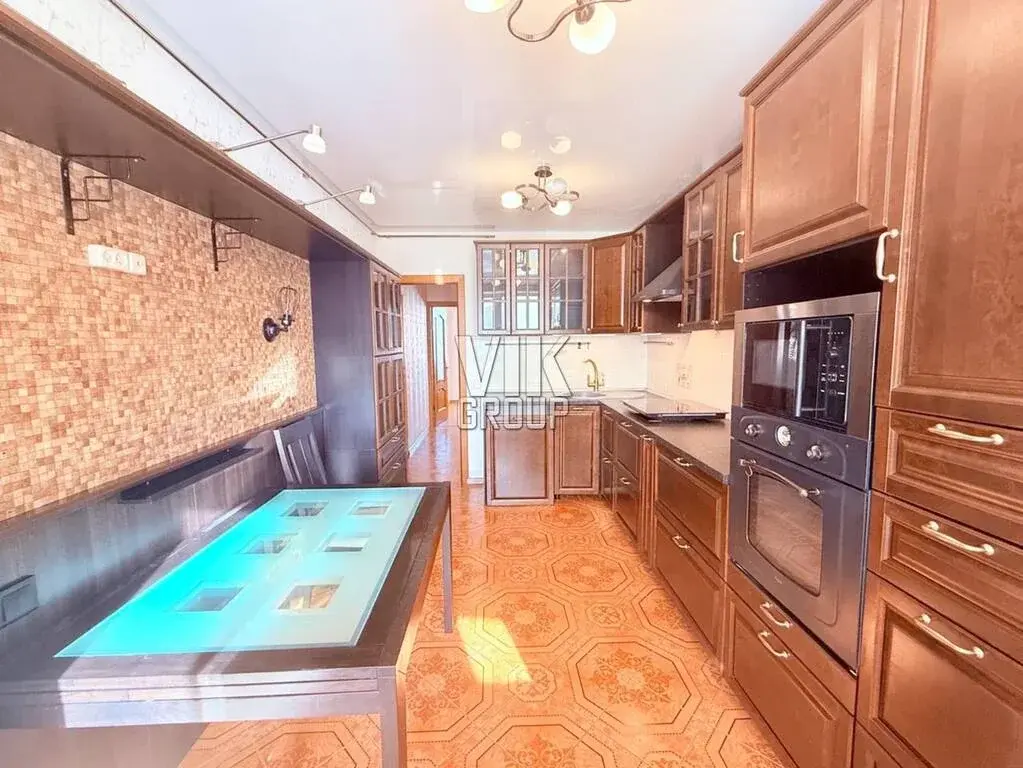 Продается просторная светлая трехкомнатная квартира с евро ремонтом - Фото 23