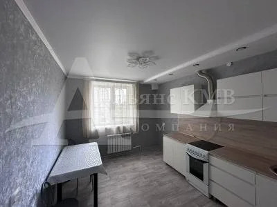 Продажа квартиры, Георгиевск, ул. Юбилейная - Фото 0