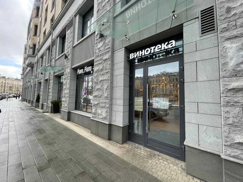 Продается готовый бизнес сеть винотек 58.6 м2 - Фото 1