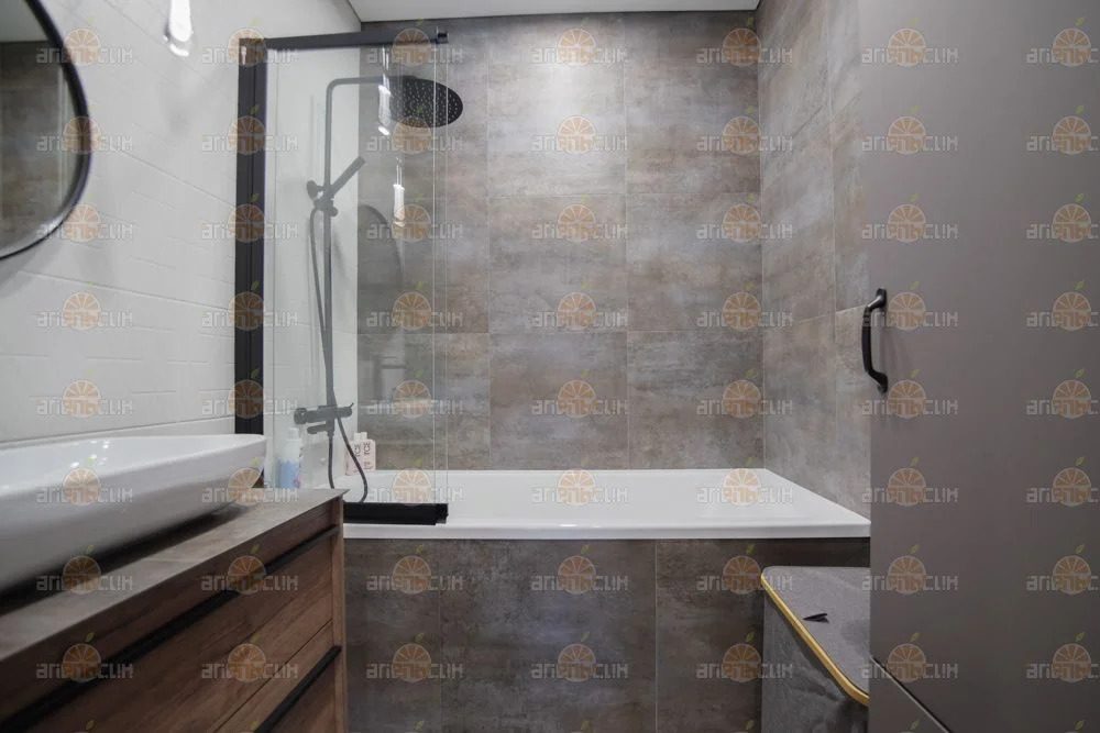 2-комн. квартира - Фото 14