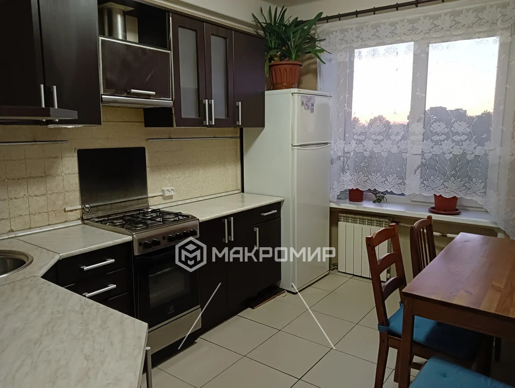 Аренда квартиры, м. Площадь Ленина, ул. Апрельская - Фото 0