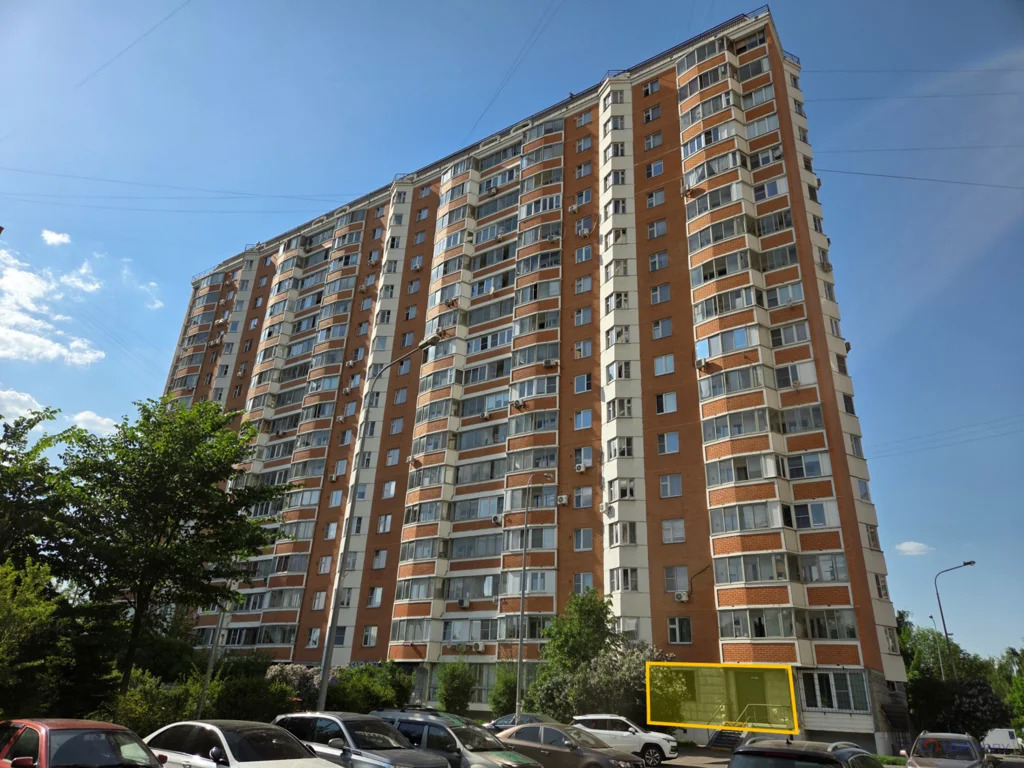 Продажа торгового помещения, 9-я Северная линия - Фото 1