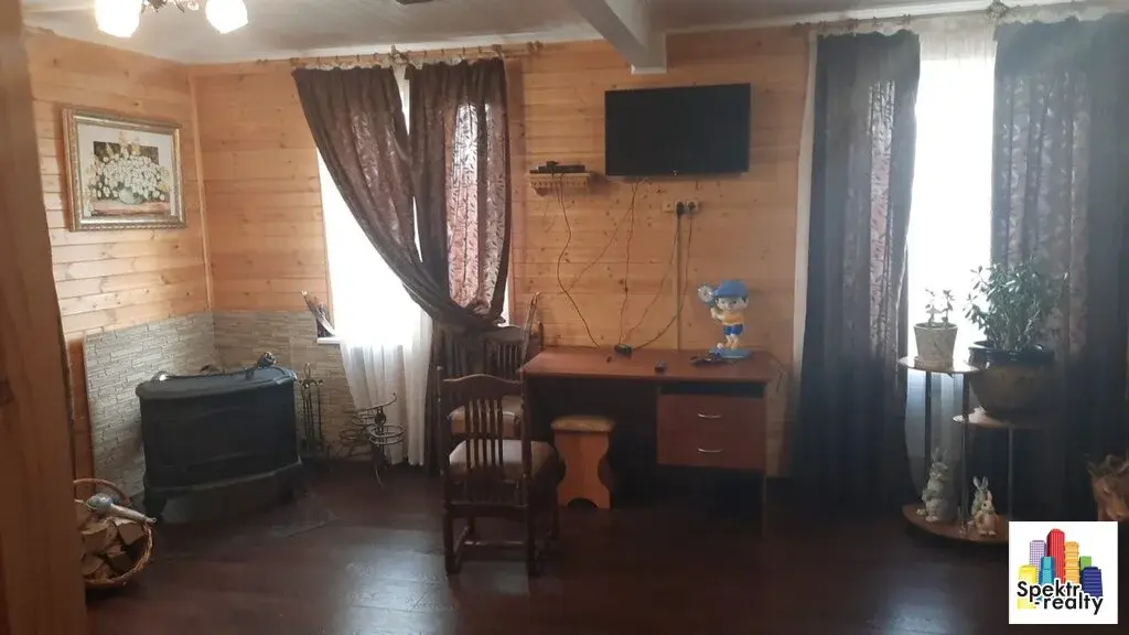 Добротный дом с участком - Фото 10