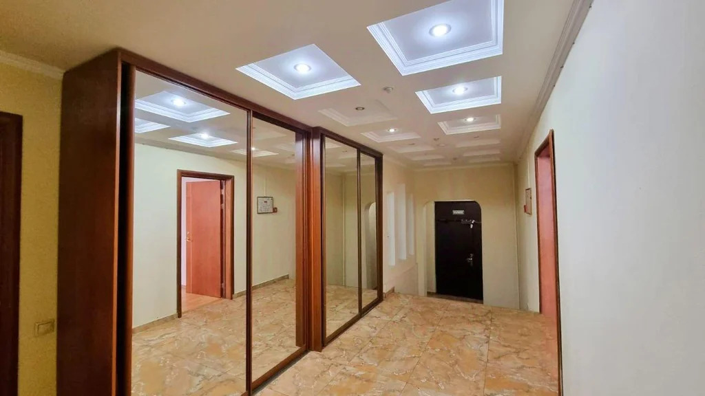 Продажа офиса 250.5 м2 - Фото 9