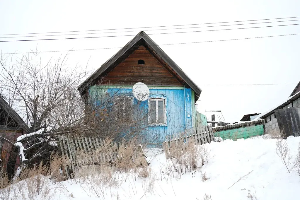 В продаже домик, расположенный в живописном городе Нязепетровске на ул - Фото 2