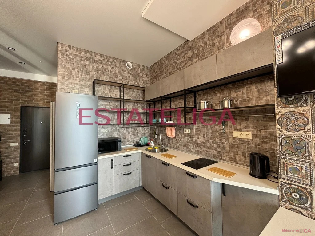 Аренда квартиры, ул. Новодмитровская - Фото 0