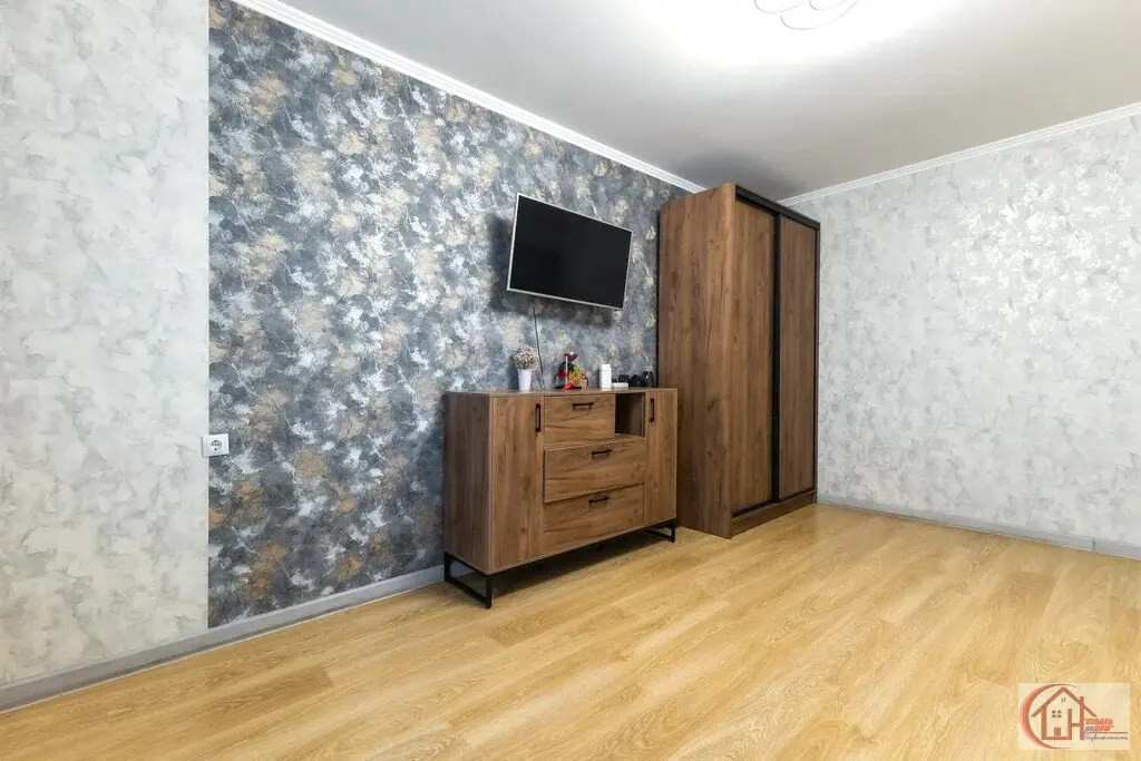 1-комн. 32 м2 с мебелью и техникой, мкр. Почтовый, Красно - Фото 2