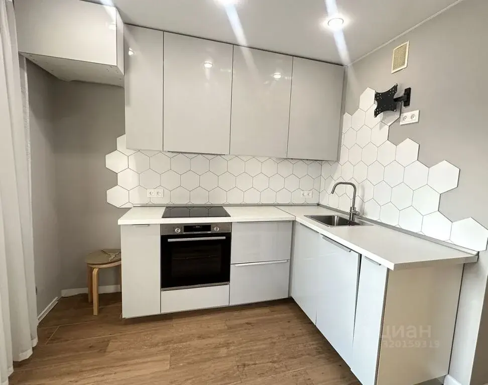 Купить однокомнатную квартиру 36.3м бул. Солнечный, 13, Московская ... - Фото 3