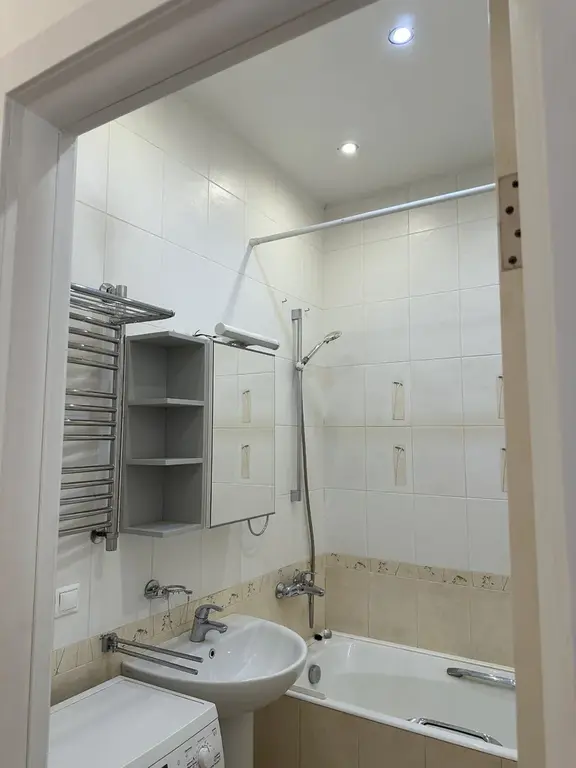 Трехкомнатную квартиру на ул.Космонавтов Общ.пл. 89 кв.м - Фото 48