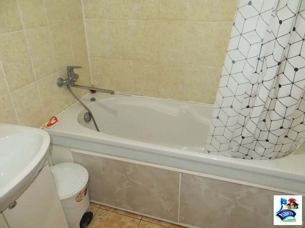 Продам отличную двушку в престижном районе с мебелью. - Фото 21