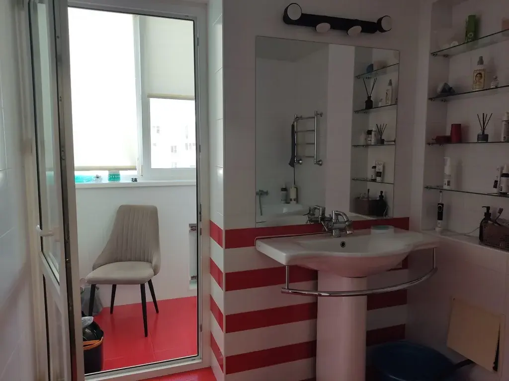 Продам 2-х комн. Квартиру в хорошем районе переделанную в 3-х комн. 62 - Фото 11