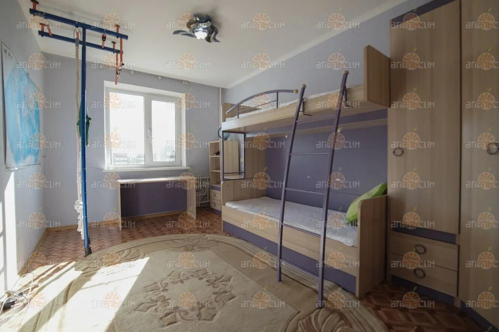 3-комн. квартира - Фото 1