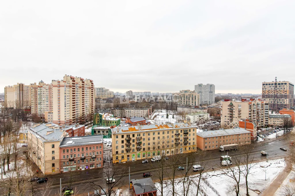 Санкт-Петербург, проспект Обуховской Обороны, д.110к1, 3-комнатная ... - Фото 29