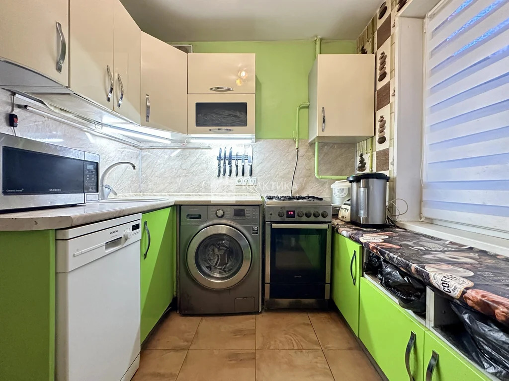 Продажа квартиры, Сиреневый б-р. - Фото 2