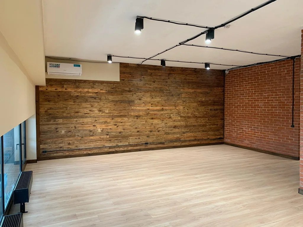 Помещение свободного назначения 356 м2 - Фото 1