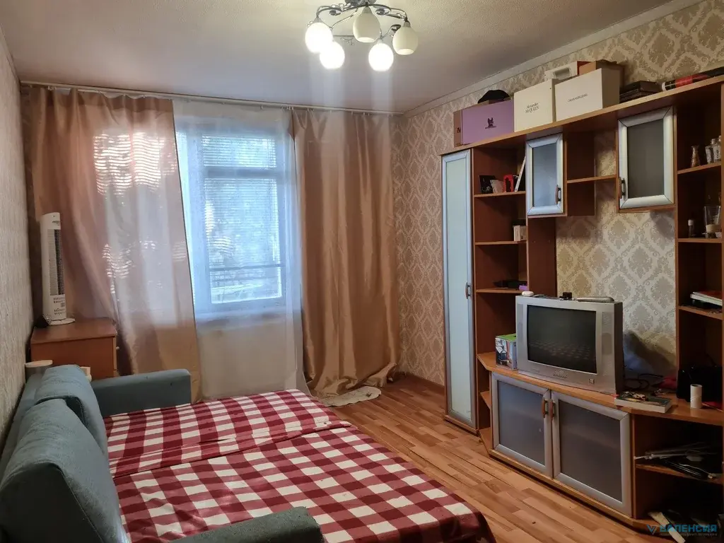 Продается 2-х комнатная квартира 44,8м2 на пр. Славы, д.10, к. 3. - Фото 0