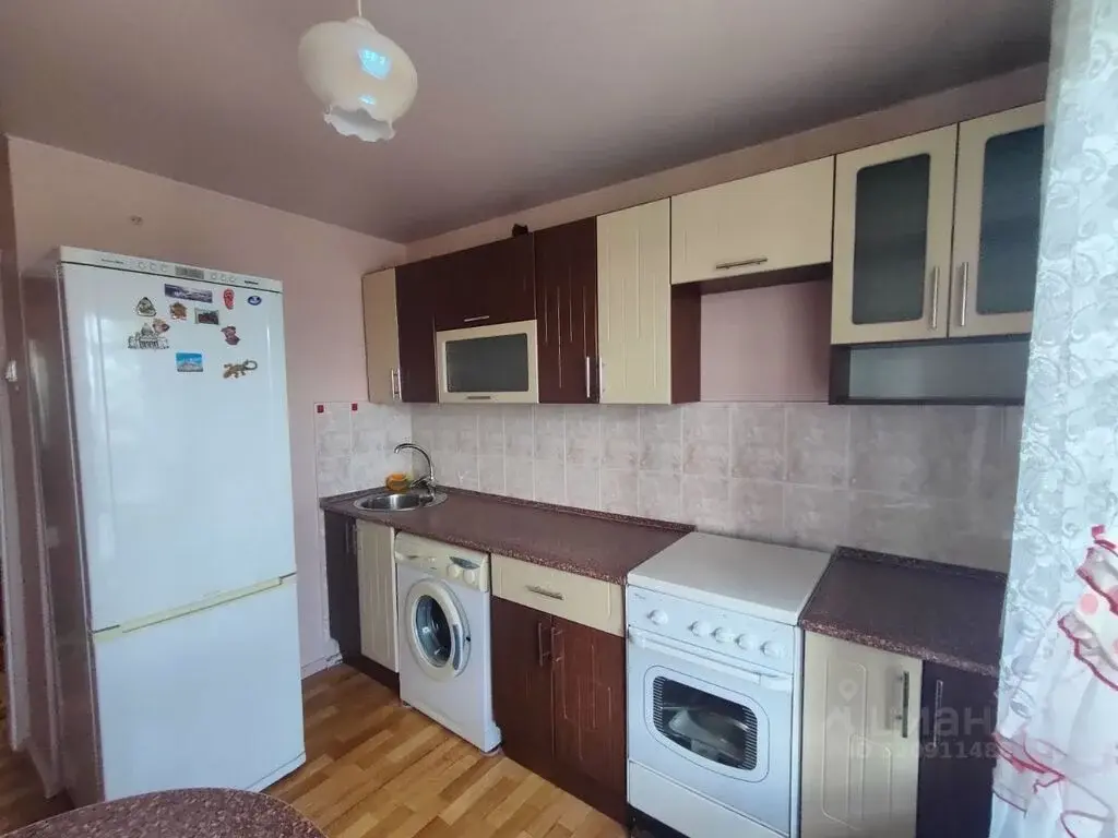 Купить недорогую двухкомнатную квартиру 50 кв.м  с лифтом в Балаково - Фото 6