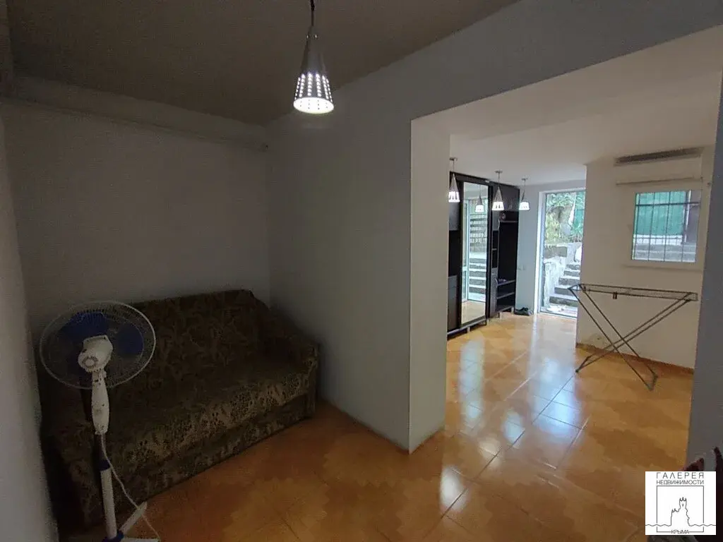 Продаётся 2-комнатная квартира в центре Ялты, с двориком - Фото 7