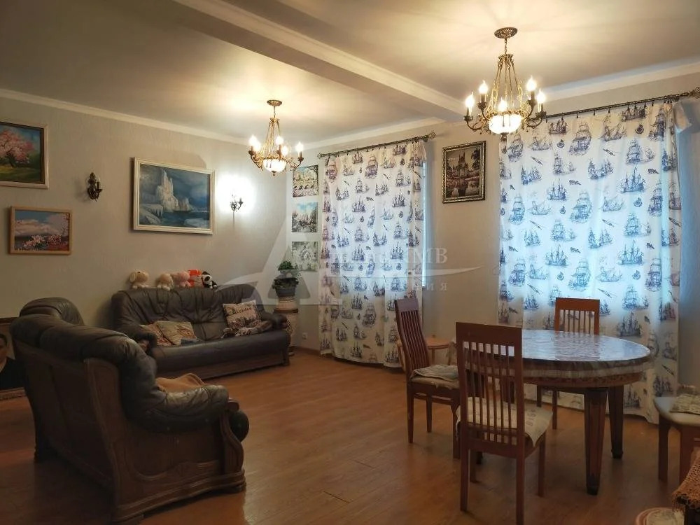 Продажа дома, Георгиевск, 10-я линия ул. - Фото 1