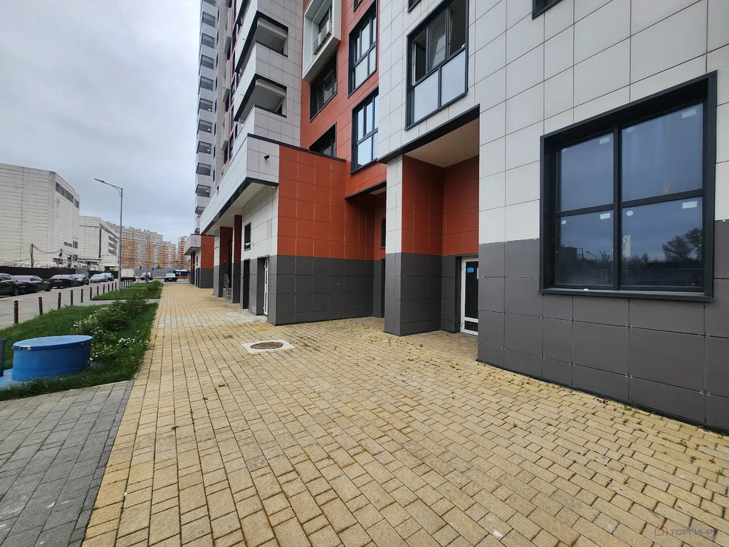 Продажа торгового помещения, 6-я Радиальная улица - Фото 3