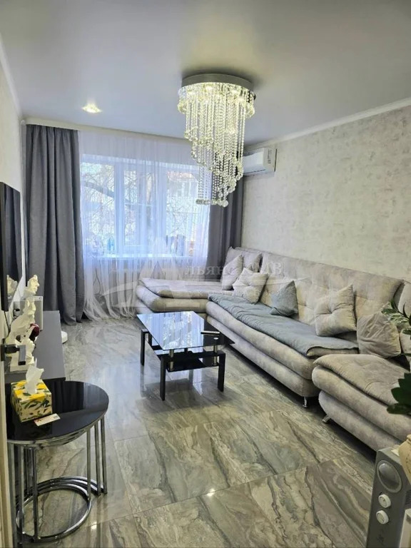 Продажа квартиры, Минеральные Воды, ул. Советская - Фото 1