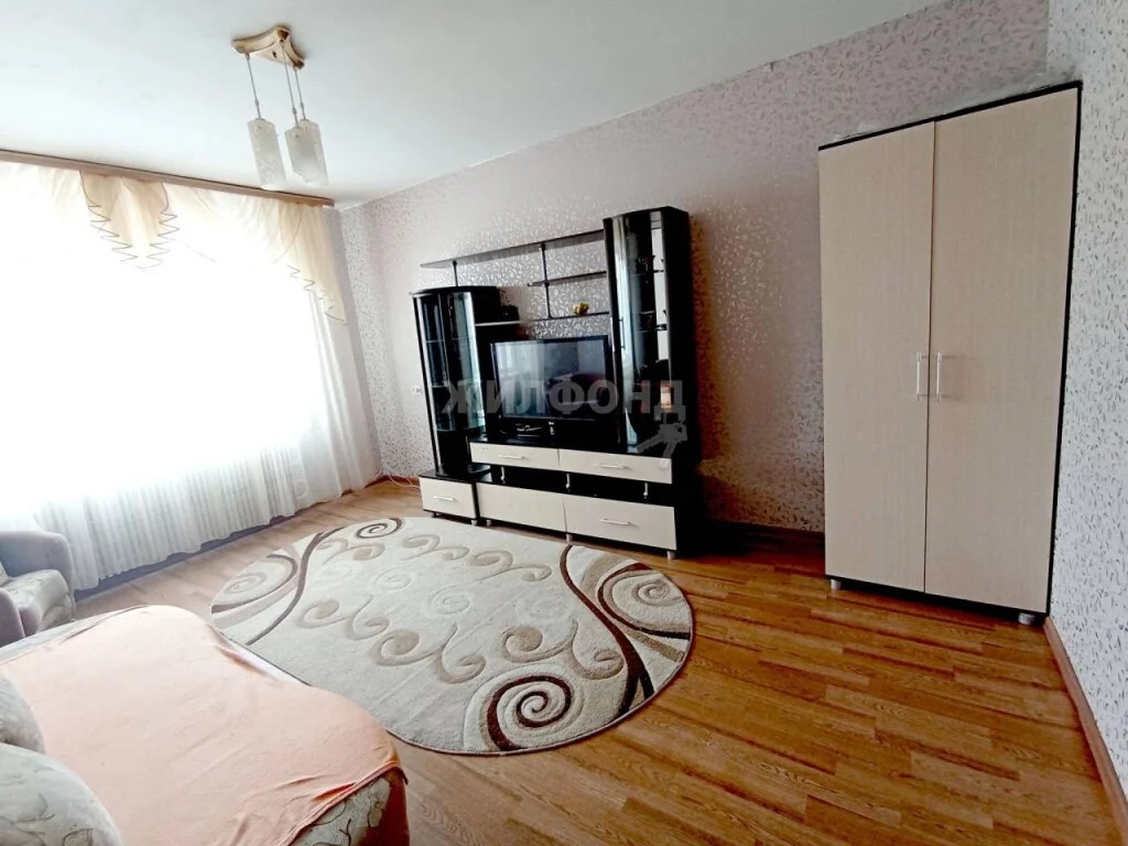 Продажа квартиры, Новосибирск, ул. Курчатова - Фото 1