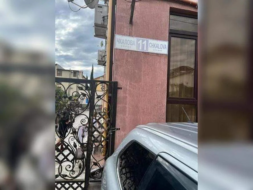 Срочная продажа! Продается 2-комн. квартира 43.5 кв.м. - Фото 2