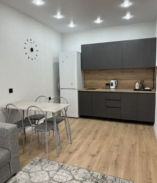 Набережная улица, 5 - Фото 1