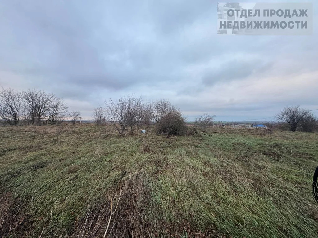 Участок в пригороде - Фото 1