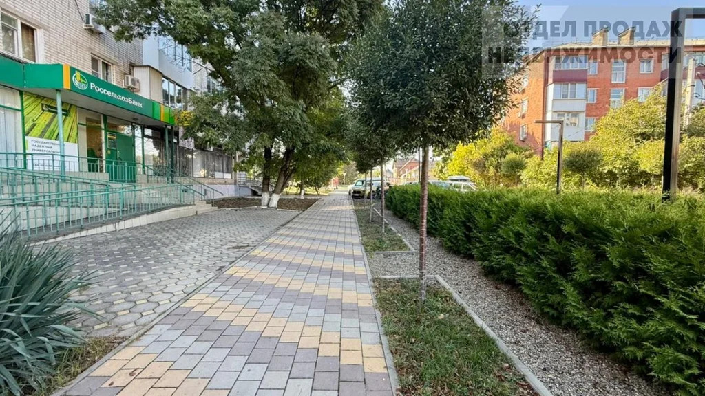 3-к Квартира - Фото 15