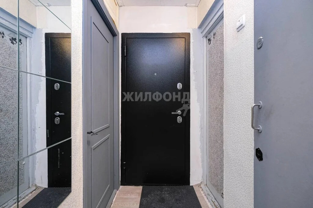 Продажа комнаты, Новосибирск, Красный пр-кт. - Фото 0