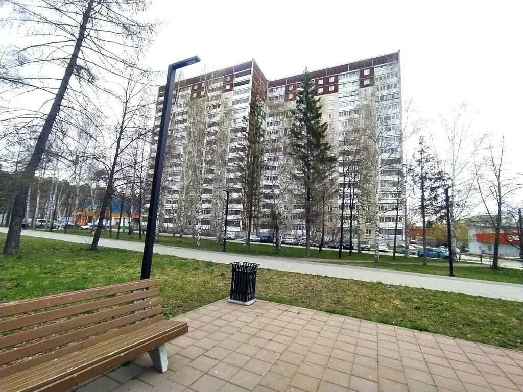 Продам 2 комнатную квартиру на Юго-Западе Екатеринбурга - Фото 0