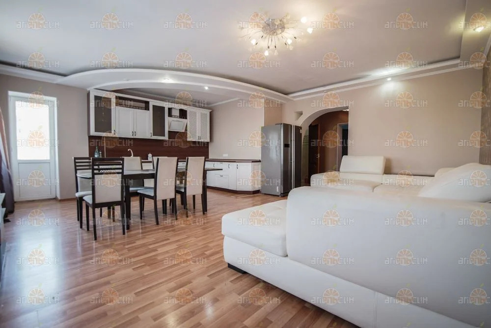 3-комн. квартира - Фото 8