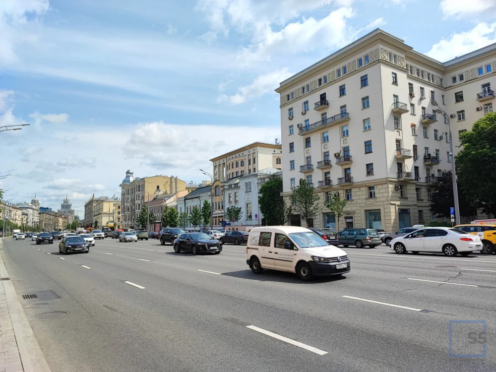 Аренда торгового помещения, м. Баррикадная, ул. Садовая-Кудринская - Фото 1