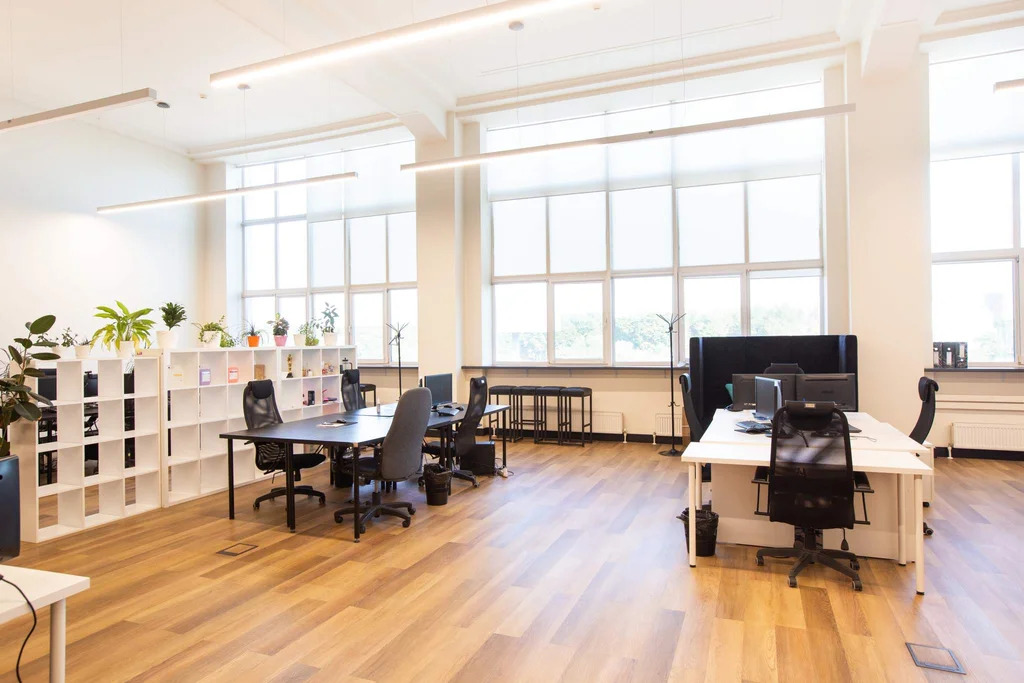 Аренда офиса 700 м2 - Фото 2