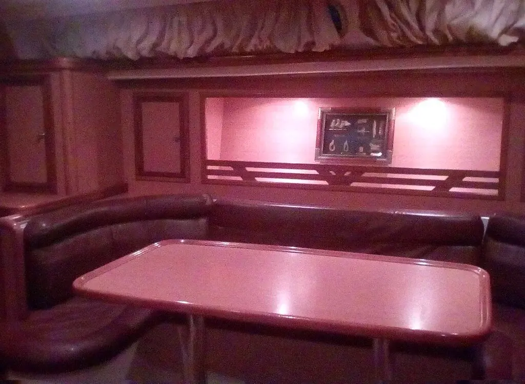 Яхта для сдачи в аренду со всей необходимой лицензионной документацией - Фото 2