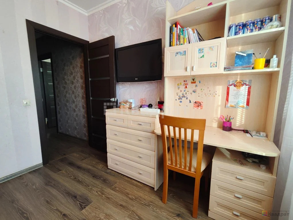 Уютная 4-к квартира в удачно расположенном доме! - Фото 14