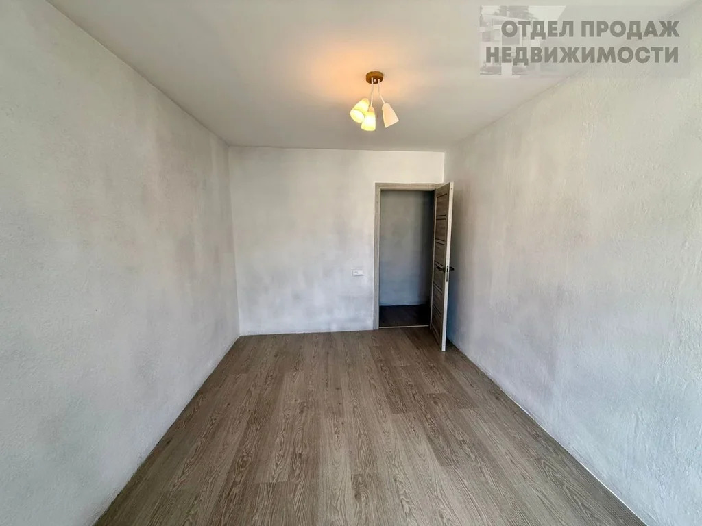 3-к Квартира - Фото 10