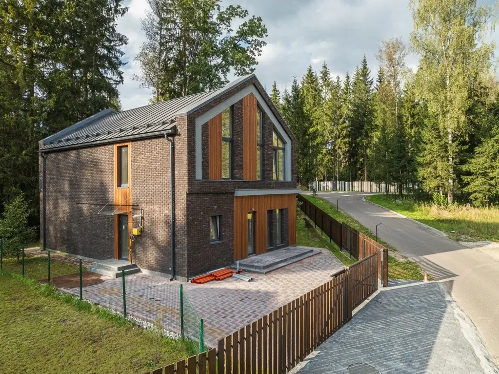 дом, го истра, дер.троица, кп радость, д.80 - Фото 1