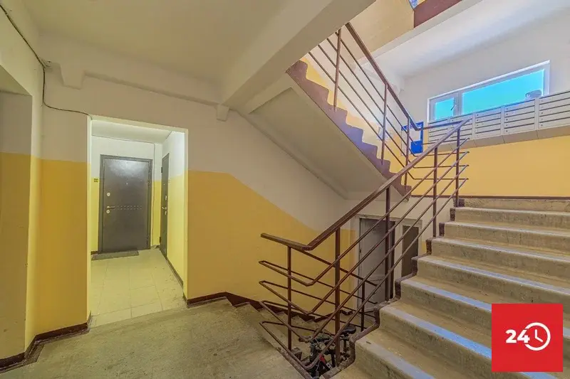 Продаётся просторная 3 комнатная квартира по ул. Зеленодольской 68 - Фото 26
