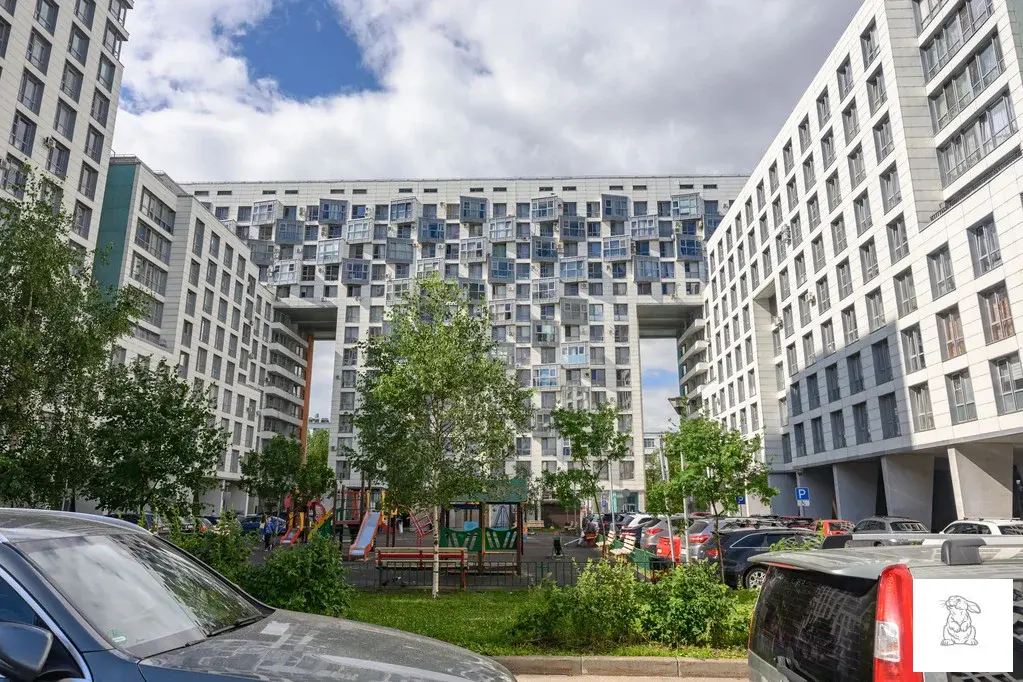 Видовая трешка с дизайнерским ремонтом - Фото 28
