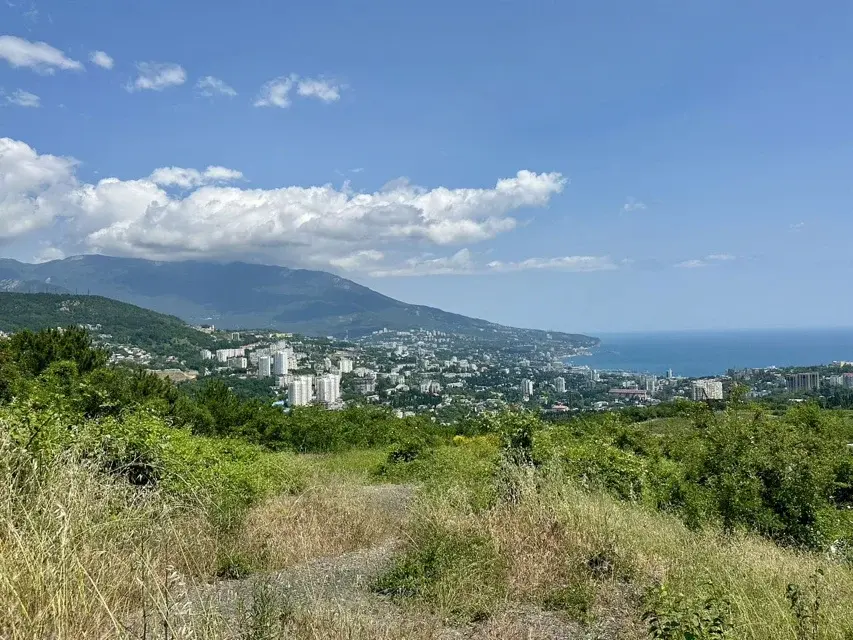 Уникальный ИЖС-участок 12 соток с видом на море и горы в Ялте, Крым - Фото 1