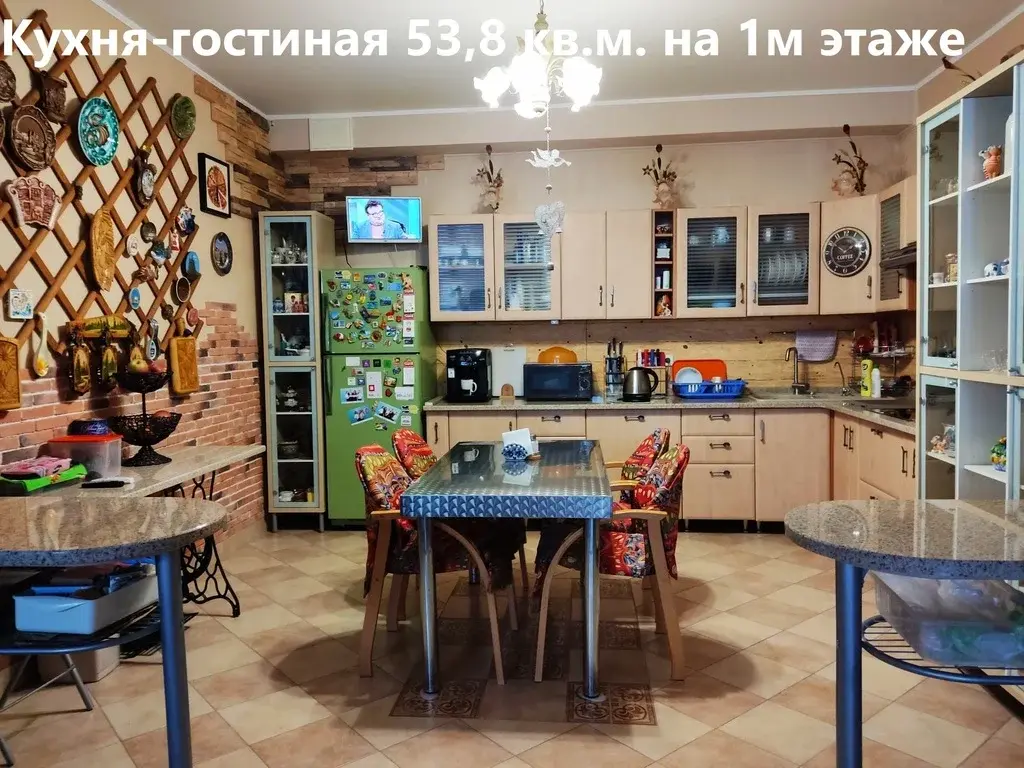 Продается 4х этажный таунхаус 326,2 м2 - Фото 2