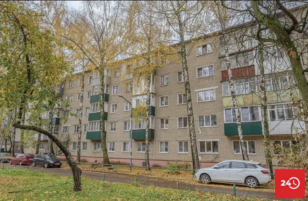 Продаётся 2-комнатная квартира в кирпичном доме по ул Ленинградская 6 - Фото 1