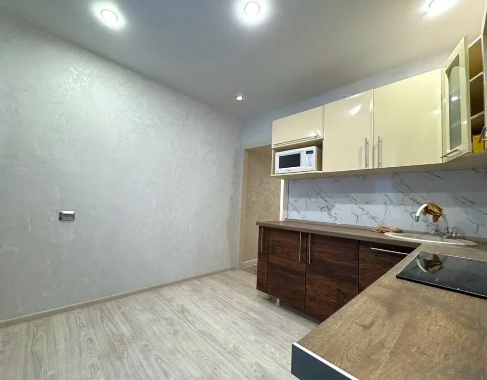 Продам 2-х комнатную квартиру Новоуральск Красногвардейский проезд 1 - Фото 4