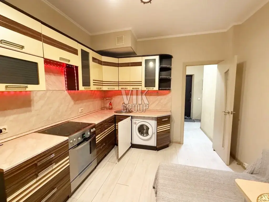 Предлагается с отличным ремонтом, светлая двухкомнатная квартира - Фото 10